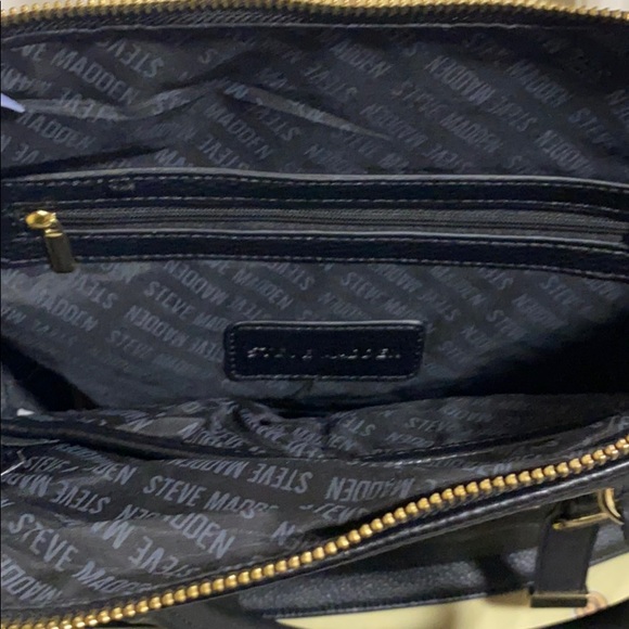 Black shoulder bag - Picture 2 of 3
